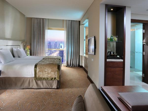The Tower Plaza Hotel Dubai : photo 2 de la chambre chambre lit jumeaux premium