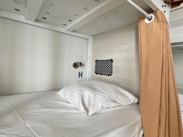 Georges Hostel & Café : photo 3 de la chambre lit dans dortoir pour femmes de 4 lits