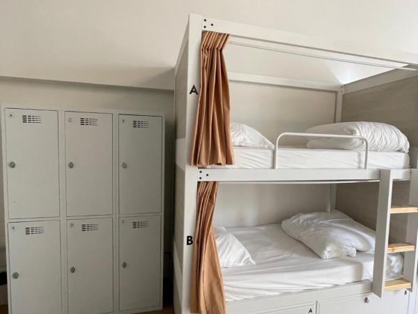 Georges Hostel & Café : photo 4 de la chambre lit dans dortoir mixte de 10 lits