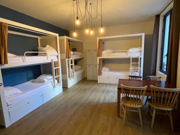 Georges Hostel & Café : photo 4 de la chambre lit simple dans dortoir pour femmes