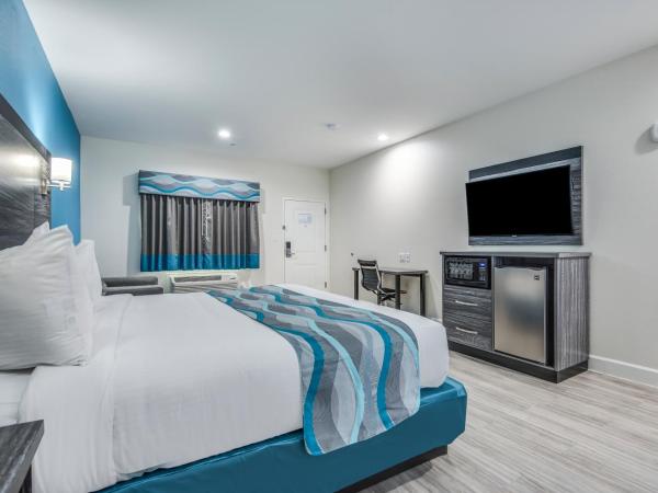 Americas Best Value Inn & Suites Houston at Hwy 6 : photo 4 de la chambre chambre lit king-size - accessible aux personnes à mobilité réduite