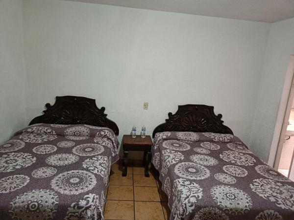 Hotel México : photo 3 de la chambre chambre lits jumeaux
