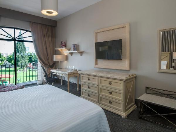 Holiday Inn Queretaro Centro Historico, an IHG Hotel : photo 1 de la chambre chambre lit king-size standard - dernier Étage