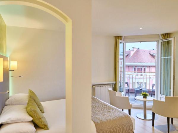Best Western Plus Hotel Carlton Annecy : photo 1 de la chambre chambre lit queen-size exécutive avec balcon - non-fumeurs