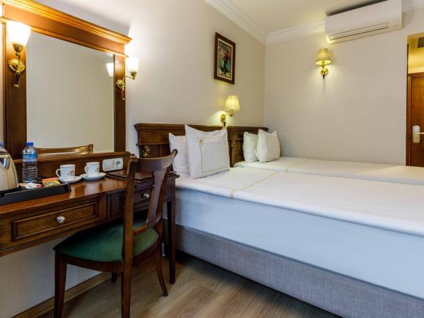 Golden Crown Hotel : photo 8 de la chambre chambre double ou lits jumeaux standard