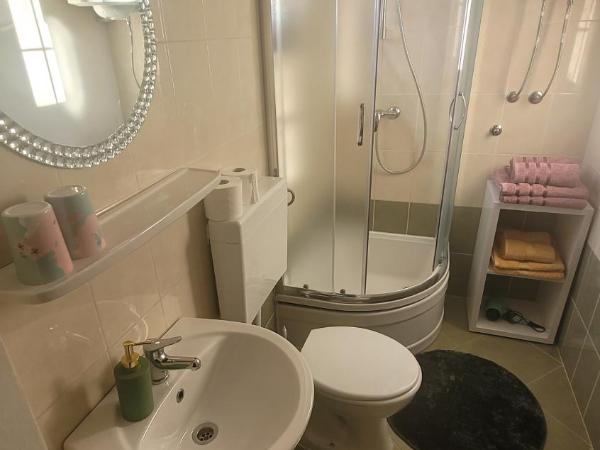 Katy : photo 2 de la chambre chambre double avec balcon