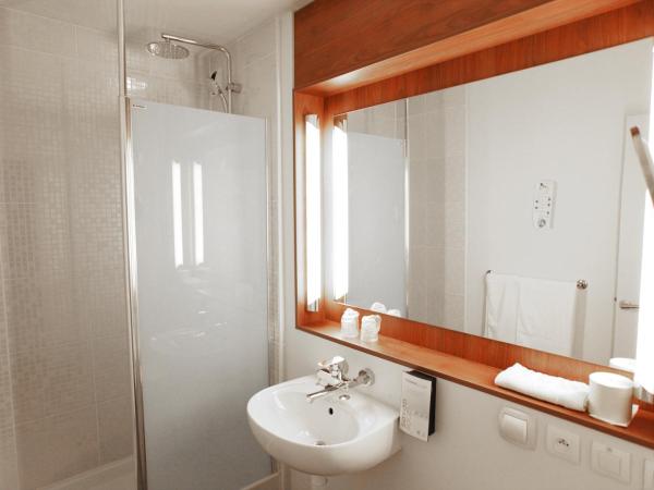 Brit Hôtel Dinan - Taden : photo 7 de la chambre chambre lits jumeaux new generation