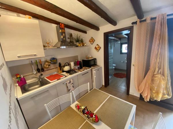 Residence Emozioni Ortigia : photo 8 de la chambre studio avec balcon