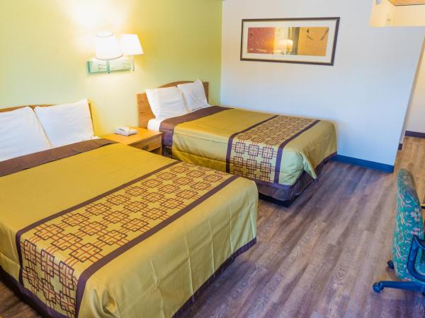 Rodeway Inn Albuquerque Downtown on Rt 66 : photo 4 de la chambre chambre double avec 2 lits doubles - non-fumeurs