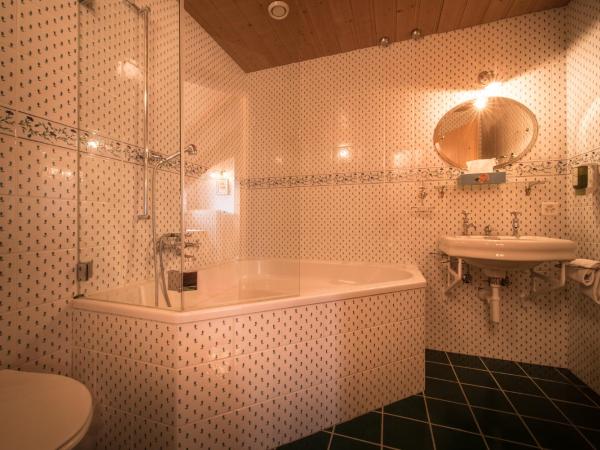 Historic Hotel Falken : photo 8 de la chambre suite junior