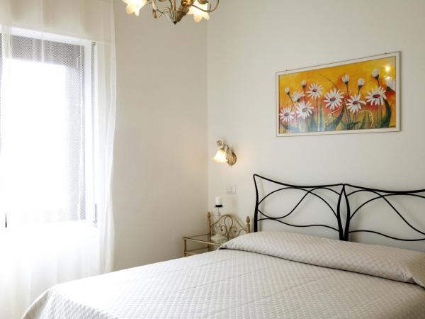 B&B I Gerani : photo 7 de la chambre chambre double avec balcon