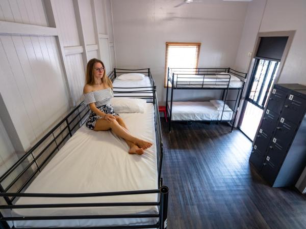 The Jack Backpackers : photo 1 de la chambre lit simple dans un dortoir deluxe mixte de 8 lits