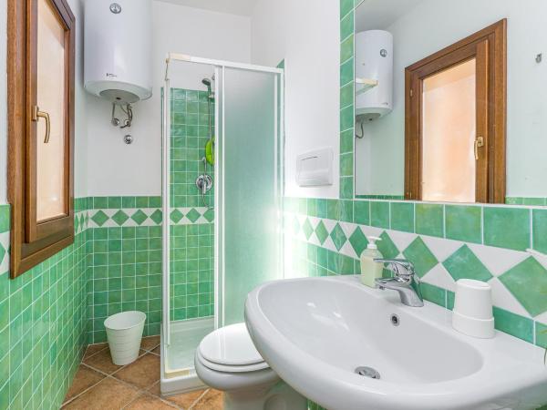 Le Dimore di Nettuno - Happy Rentals : photo 8 de la chambre appartement - vue sur piscine