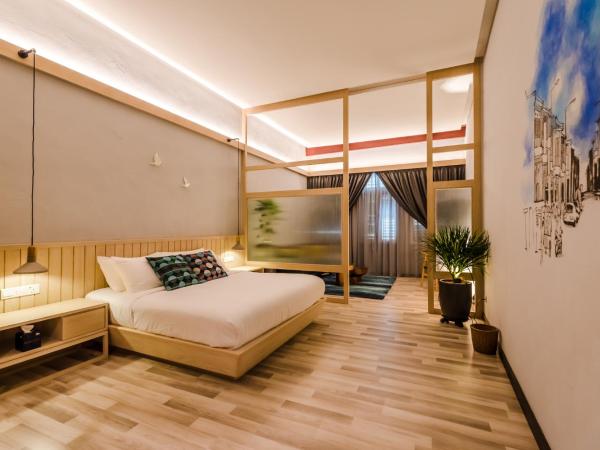 Tien Hotel Georgetown : photo 3 de la chambre suite avec cour