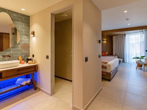Minos Ambassador Suites & Spa - Adults only : photo 3 de la chambre suite junior supérieure