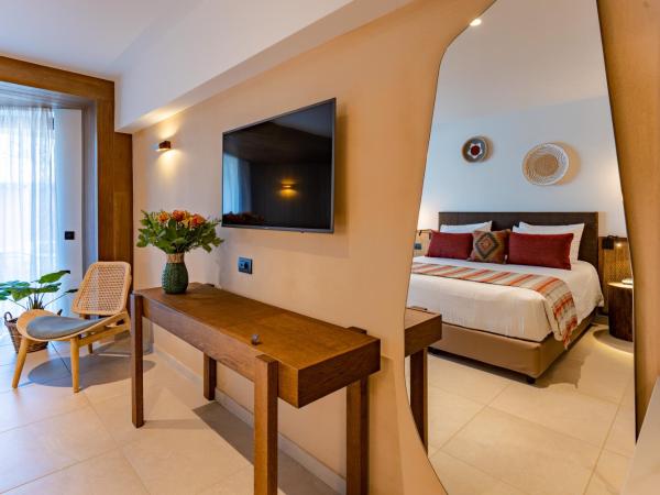 Minos Ambassador Suites & Spa - Adults only : photo 4 de la chambre suite junior supérieure