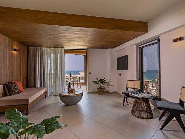 Minos Ambassador Suites & Spa - Adults only : photo 6 de la chambre suite