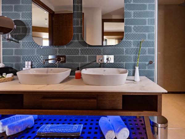 Minos Ambassador Suites & Spa - Adults only : photo 9 de la chambre suite