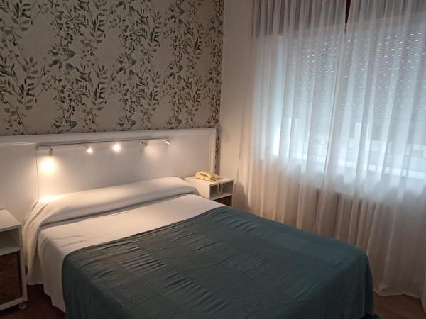 Hostal Linar : photo 3 de la chambre chambre double