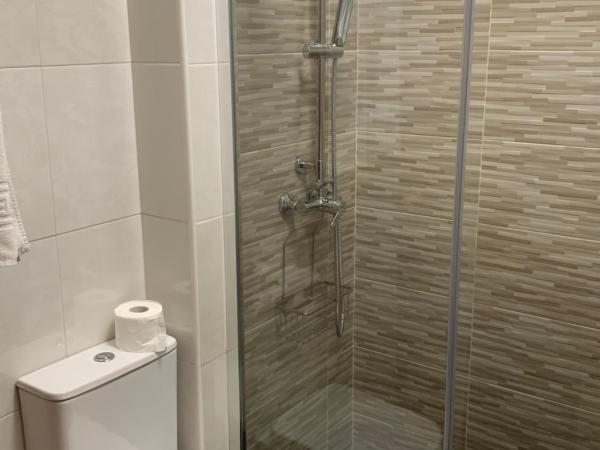 Hostal Linar : photo 3 de la chambre chambre lits jumeaux