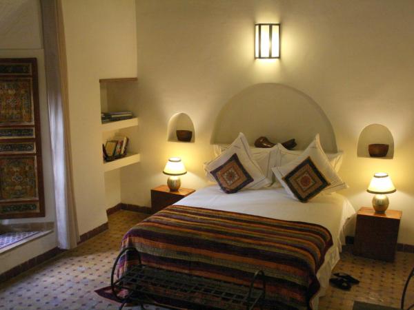 Riad Laaroussa : photo 1 de la chambre suite orange (2 adultes)
