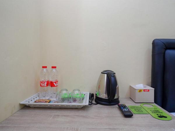 Urbanview Hotel Jogja City Mall : photo 2 de la chambre chambre double standard