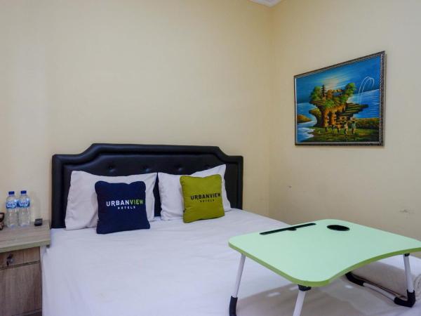 Urbanview Hotel Jogja City Mall : photo 7 de la chambre chambre double standard