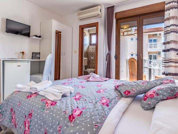 Villa San Rocco Bed & Breakfast : photo 7 de la chambre chambre double
