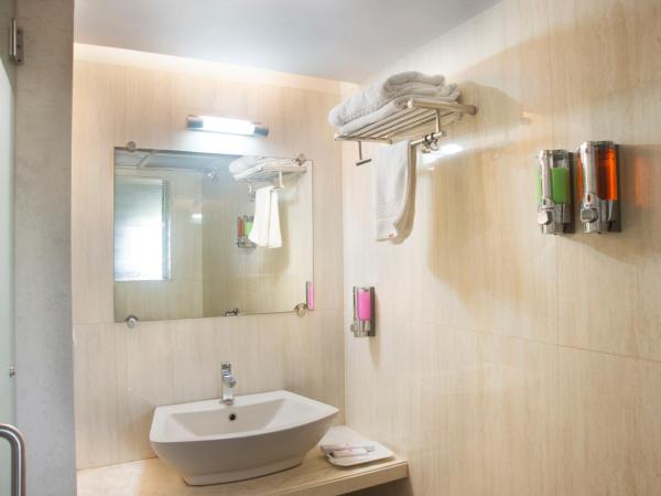 Yogi Broadway : photo 4 de la chambre chambre club