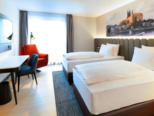 Radisson Blu Park Hotel & Conference Centre : photo 10 de la chambre premium room (haupthaus)