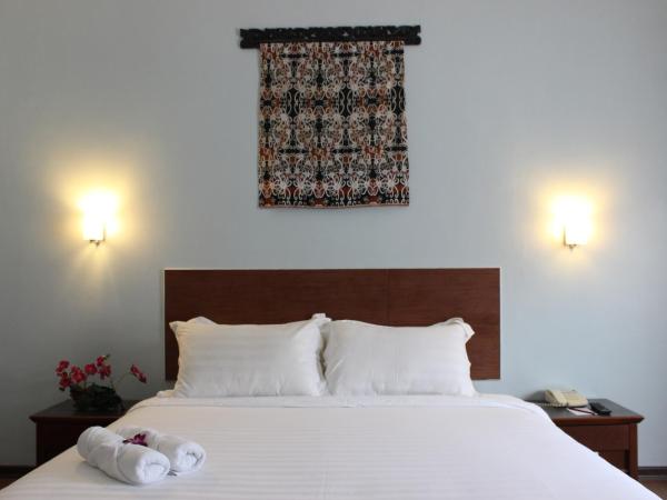 Hotel Maluri : photo 1 de la chambre chambre lit king-size deluxe