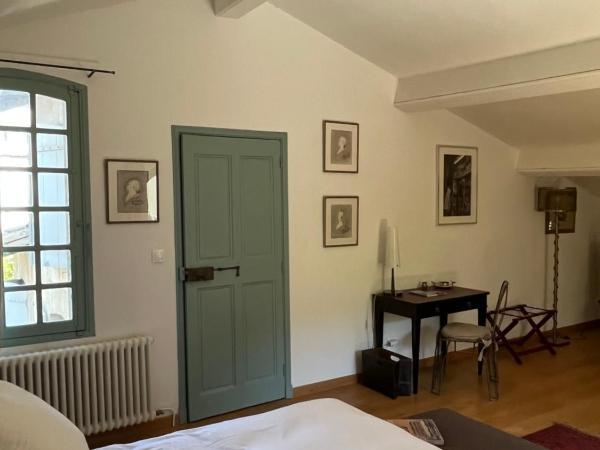 Face au Palais : photo 6 de la chambre chambre double deluxe avec douche