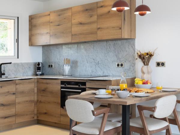 Résidence Omigna : photo 2 de la chambre appartement - vue sur mer