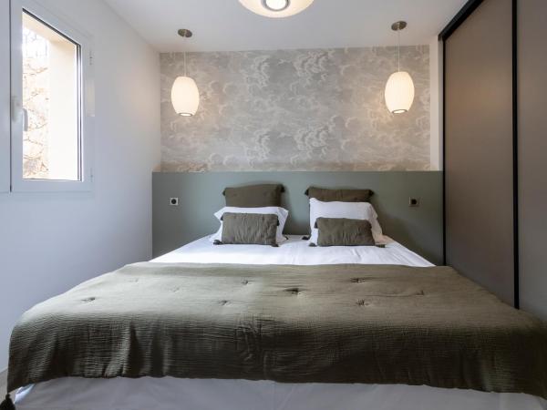 Résidence Omigna : photo 3 de la chambre appartement - vue sur mer