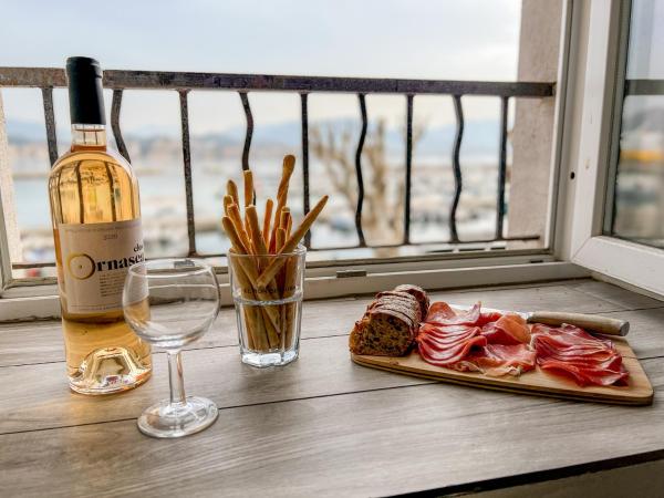 Les Studios du Pêcheur - Hypercentre - Clim - City Trip : photo 1 de la chambre studio