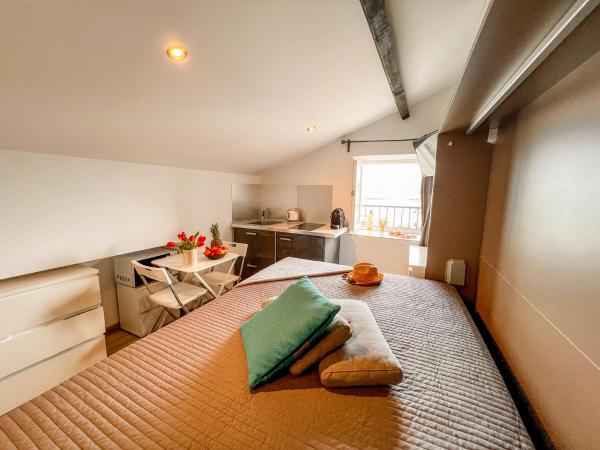 Les Studios du Pêcheur - Hypercentre - Clim - City Trip : photo 7 de la chambre studio - vue sur océan