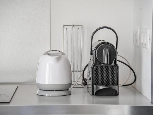 Les Studios du Pêcheur - Hypercentre - Clim - City Trip : photo 10 de la chambre studio - vue sur mer