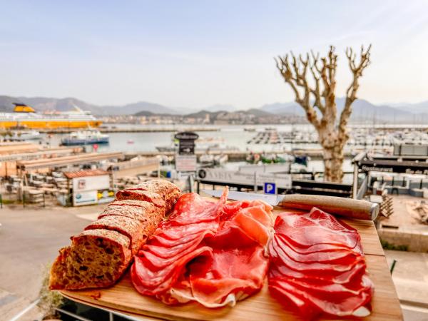 Les Studios du Pêcheur - Hypercentre - Clim - City Trip : photo 7 de la chambre studio