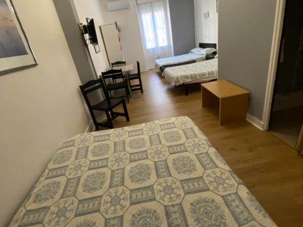 Hôtel Belle Vue d'Angleterre : photo 3 de la chambre chambre familiale