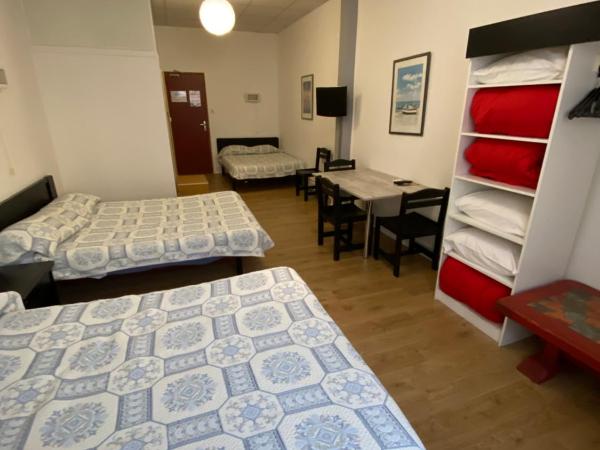 Hôtel Belle Vue d'Angleterre : photo 4 de la chambre chambre familiale