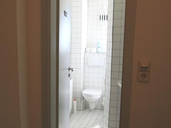 Chelsea Hotel : photo 5 de la chambre chambre simple standard avec salle de bains commune