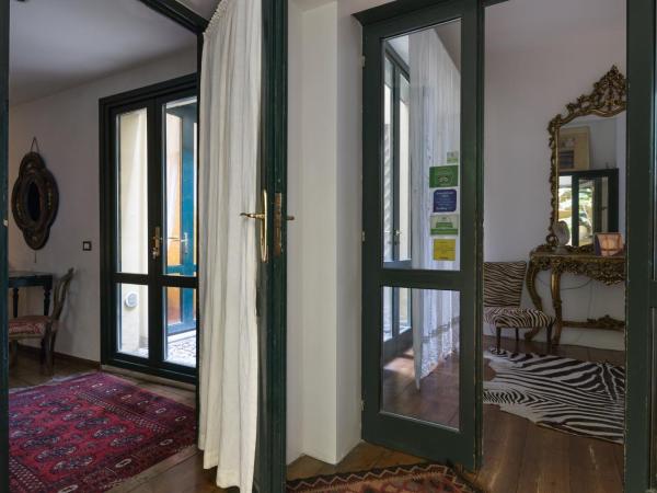 B&B AlbertaD : photo 3 de la chambre chambre double avec salle de bains privative