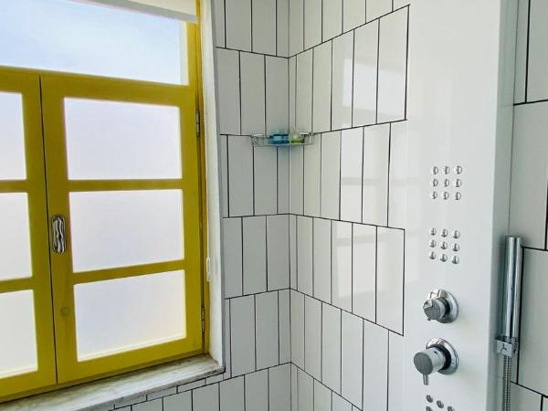 Bono Hotel Old Town : photo 4 de la chambre chambre triple avec terrasse