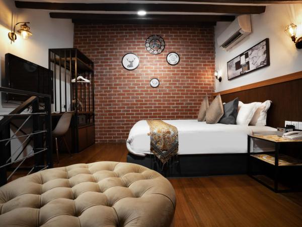 RARE Heritage House : photo 3 de la chambre suite duplex premium (sans fenêtre)