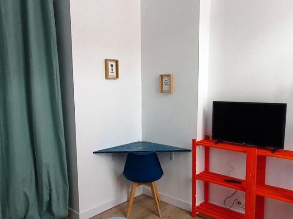 Histoire de Loire - RABELAIS : photo 6 de la chambre chambre double avec salle de bains privative