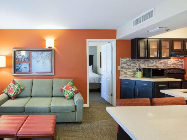 Sonesta ES Suites Orlando - Lake Buena Vista : photo 3 de la chambre suite 2 chambres avec lit king-size et 2 lits doubles