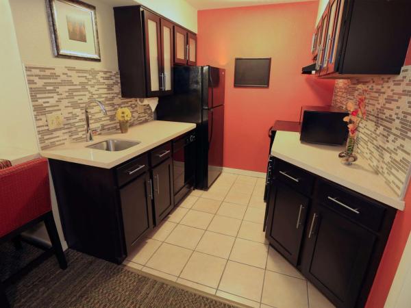 Sonesta ES Suites Orlando - Lake Buena Vista : photo 4 de la chambre suite 2 chambres avec lit king-size et 2 lits doubles