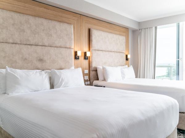 Novotel Sydney Brighton Beach : photo 9 de la chambre chambre lits jumeaux supérieure - vue sur baie