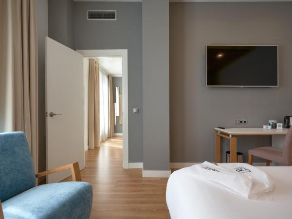 Hotel Monte Puertatierra : photo 4 de la chambre chambre double ou lits jumeaux supérieure