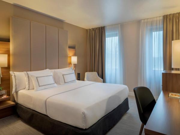 Meliá Düsseldorf : photo 10 de la chambre chambre the level avec accès au salon exécutif